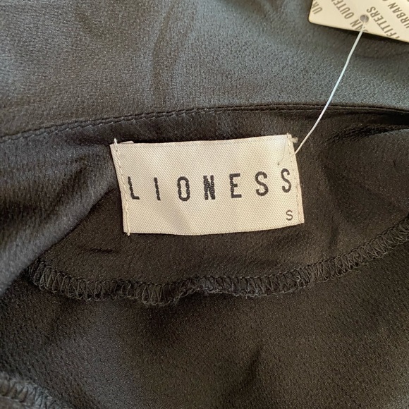 Lioness never worn dress - Picture 2 of 6